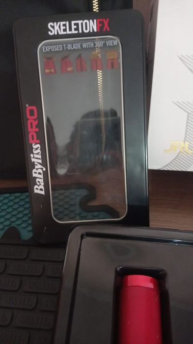 Продаю машинку для стрижки волос