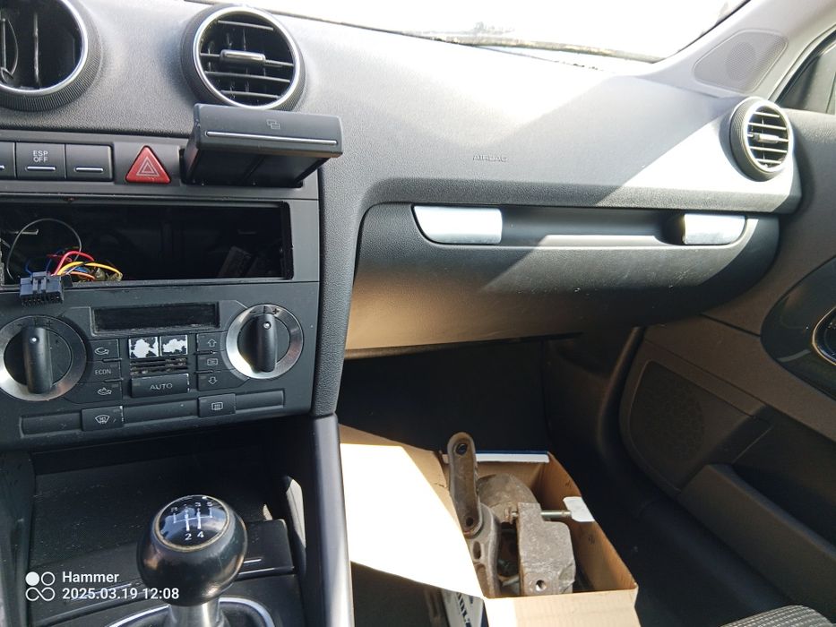 Ауди А3 8P 1.6 бензин на части Audi A3 8P