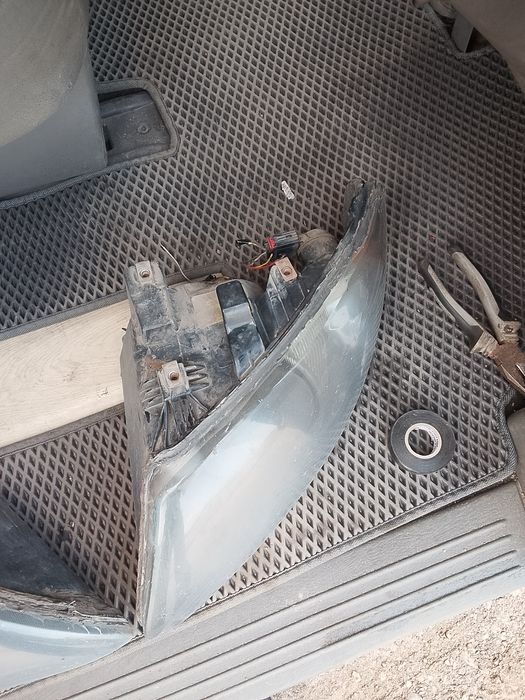 Додж караван фары