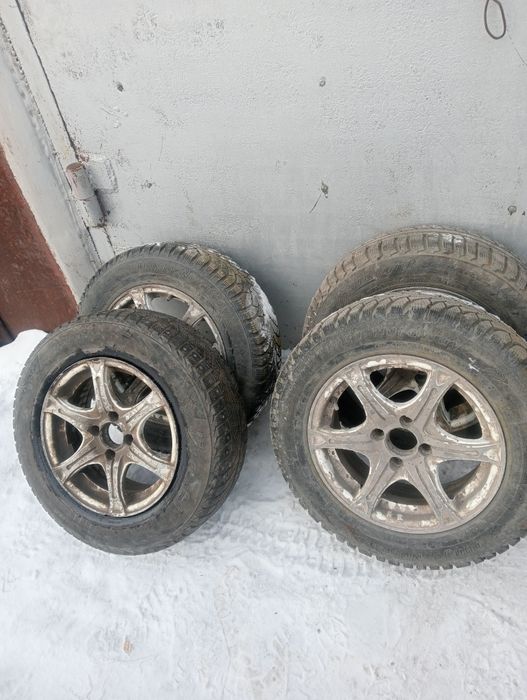 Продам шины на ВАЗ