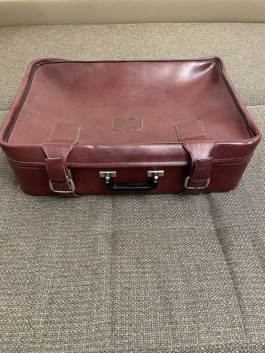 Реквизит Ретро чемодан