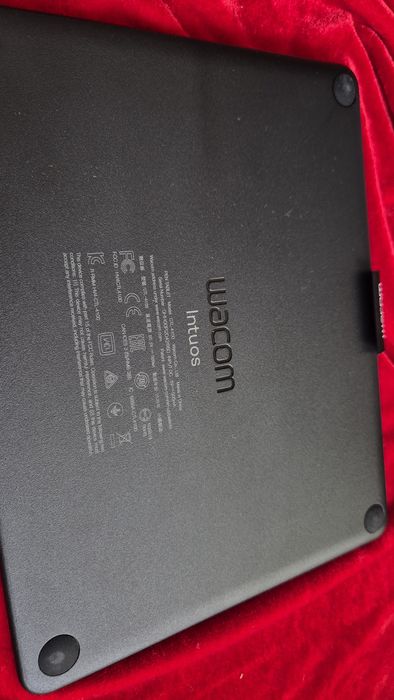 Tableta grafica WACOM Intuos S CTL-4100K-N, negru NOU