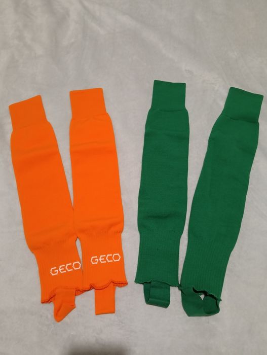 Vând jambiere GECO, ambele perechi 30 lei.