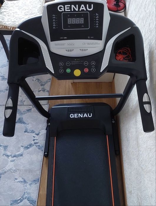 Беговая дорожка Genau