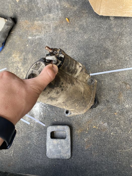 Продам стартер 2 болта