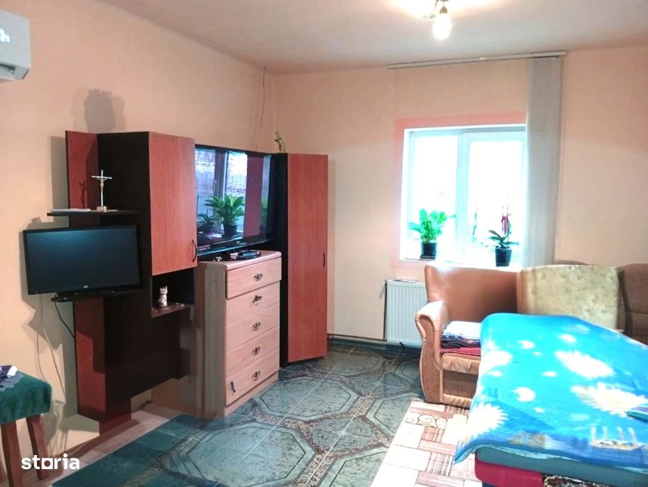 Casa de vanzare in Sagu