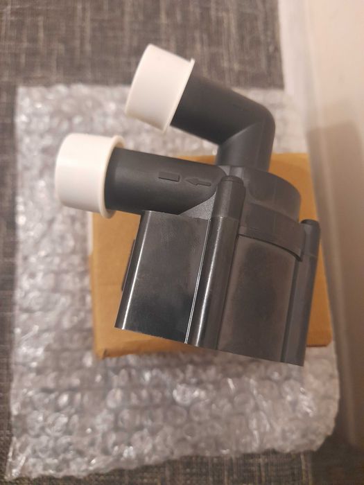 Циркулационна помпа за VW TOURAN