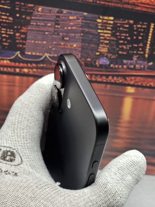 Ново! Iphone 16 128 GB