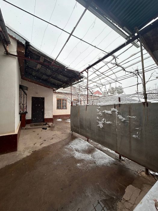 Дом на 6 соток земельном участке