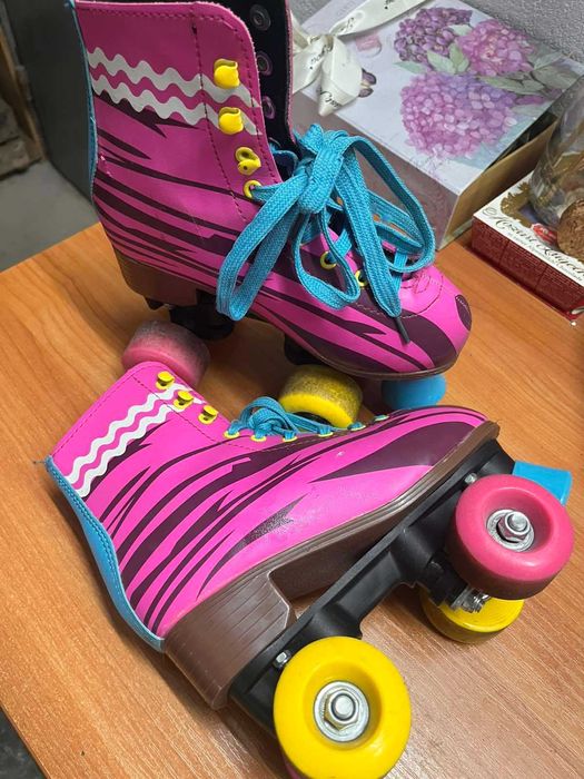 Ролкови кънки за момиче