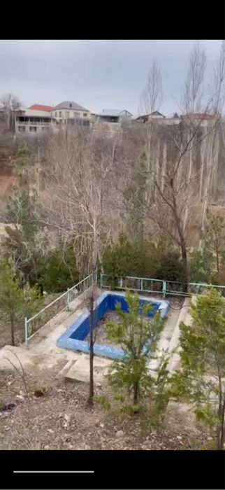 dacha ugam bochka suv bo’yida