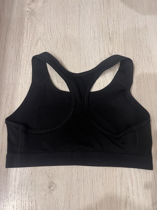 Nike спортно бюстие S/M фитнес оригинал