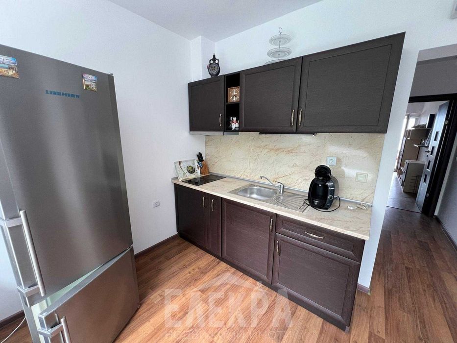 Продава се Двустаен апартамент в Бяла - 81 кв.м за 917 €/кв.м - Снимка #2