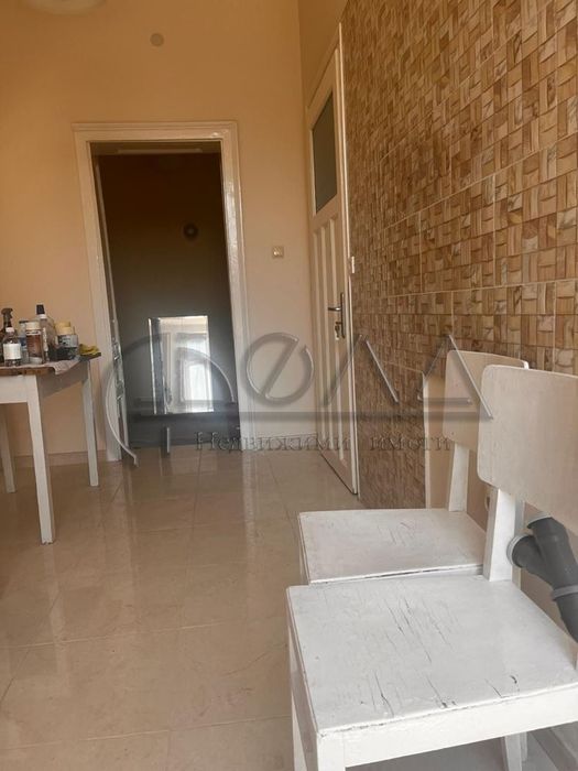 Продава се Тристаен апартамент в София, Център - 105 кв.м за 2477 €/кв.м - Снимка #8