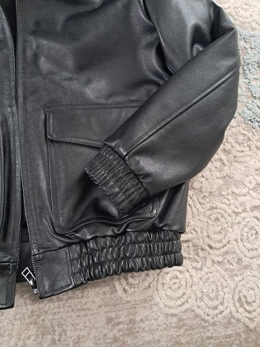 Кожаная куртка продам