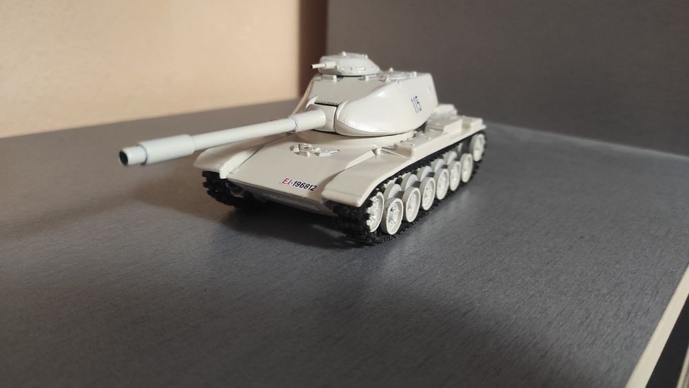 Метални модели различни мащаби