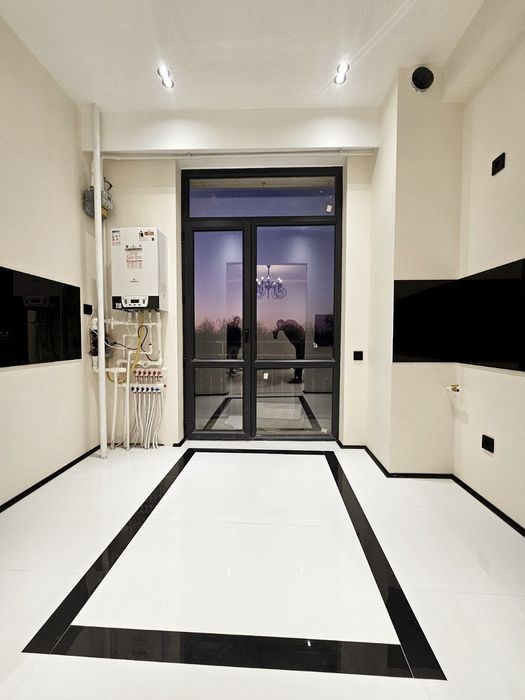 Продаёться Новостройка, Чиланзар 19-й квартал Двухкомнатная