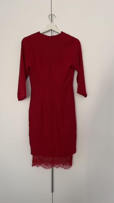 Rochie rosie medie