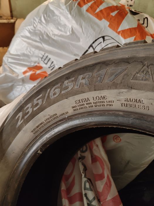 Продам резину зимнюю.