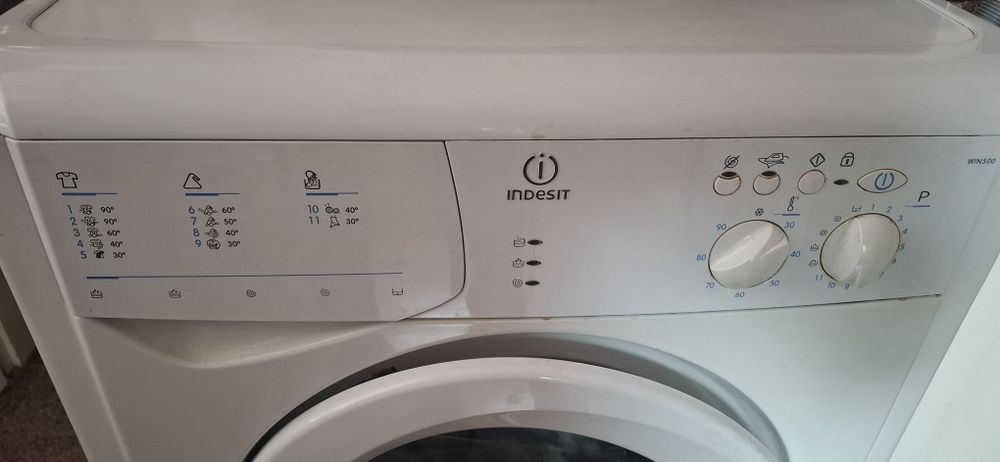 Пералня Indesit в много добро състояние
