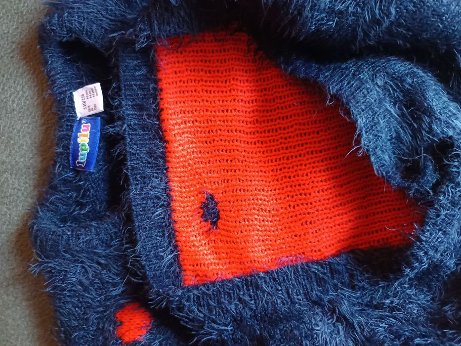 Пуловер на сърчица