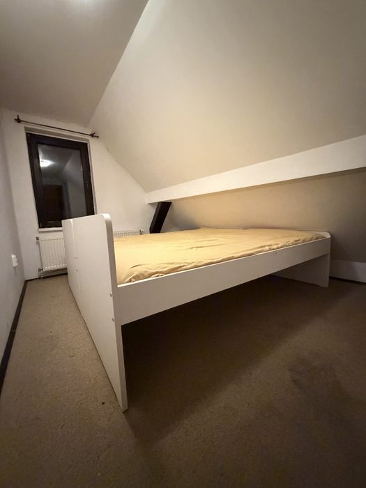 Set 2 paturi single 90x200 + saltele + somiere incluse