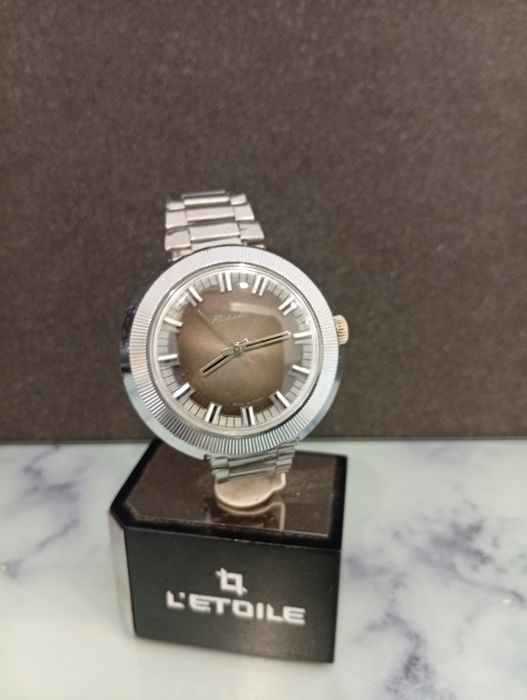 Руски ръчен механичен часовник РАКЕТА