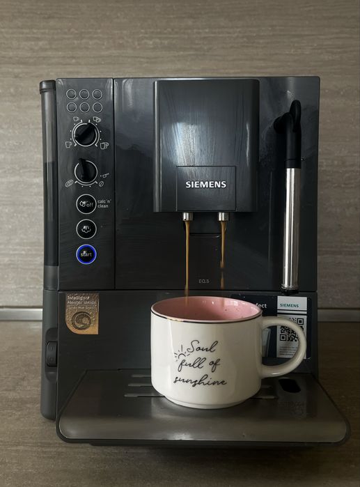 кафе машина Siemens EQ.5