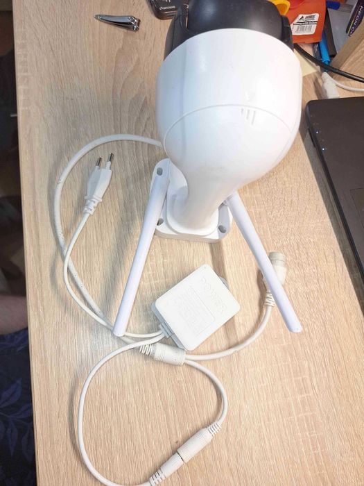 3MP  Smart WiFi безжична IP камера ICSEE с нощно виждане