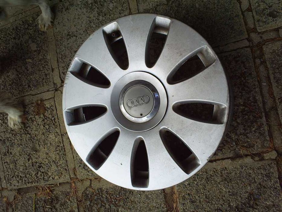 Опел Корса Е -лява врата. Джанти за Ауди и MG .Части за MG.