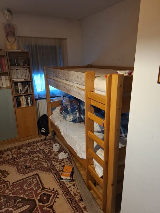 Vand pat etajat din lemn masiv