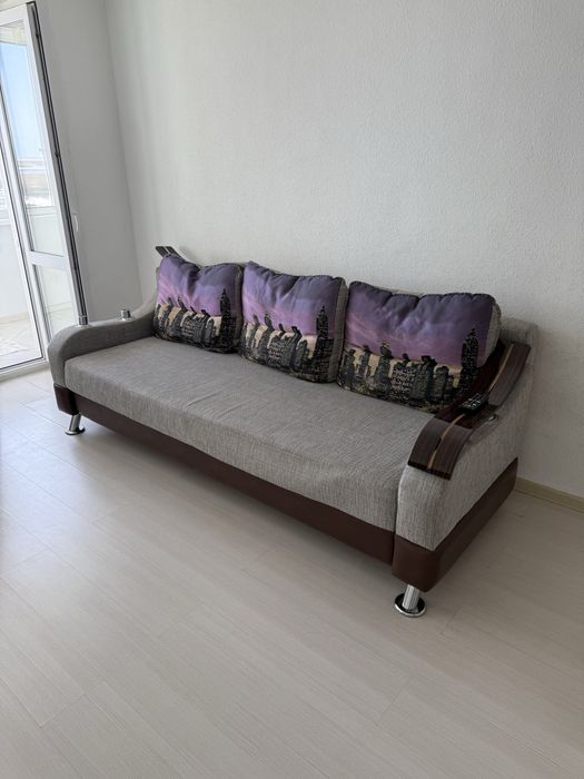 Продам диван в хорошем состоянии