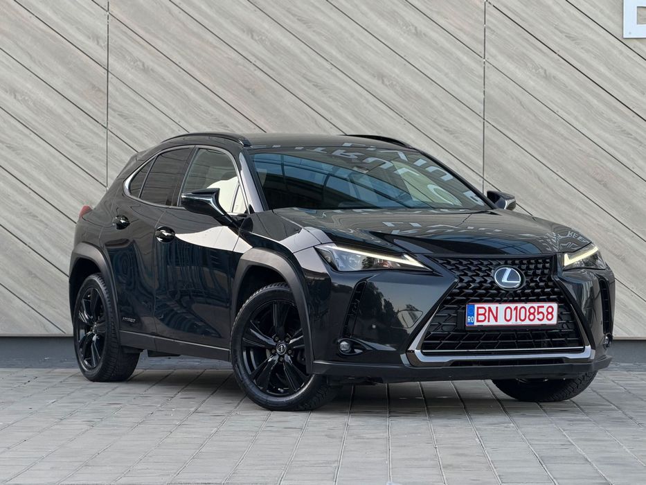 Lexus UX 250h Hybrid 2021