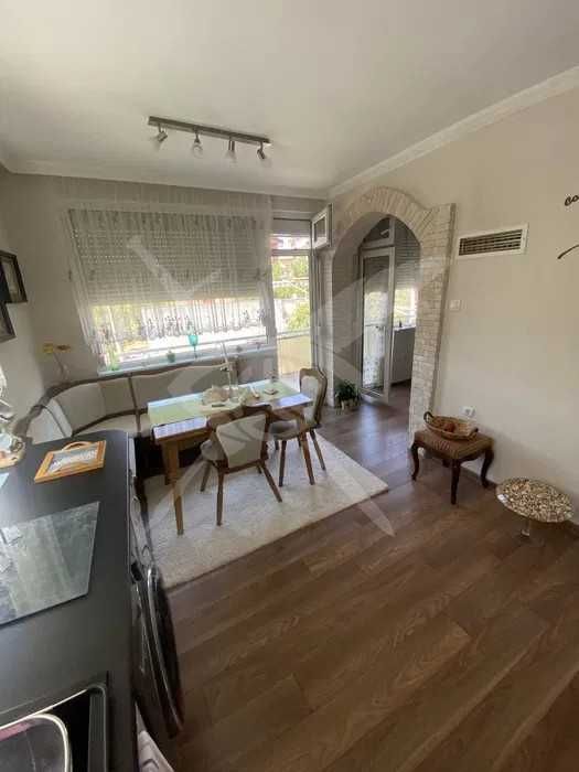 Продава се Къща в София, Хладилника - 312 кв.м за 1283 €/кв.м - Снимка #4