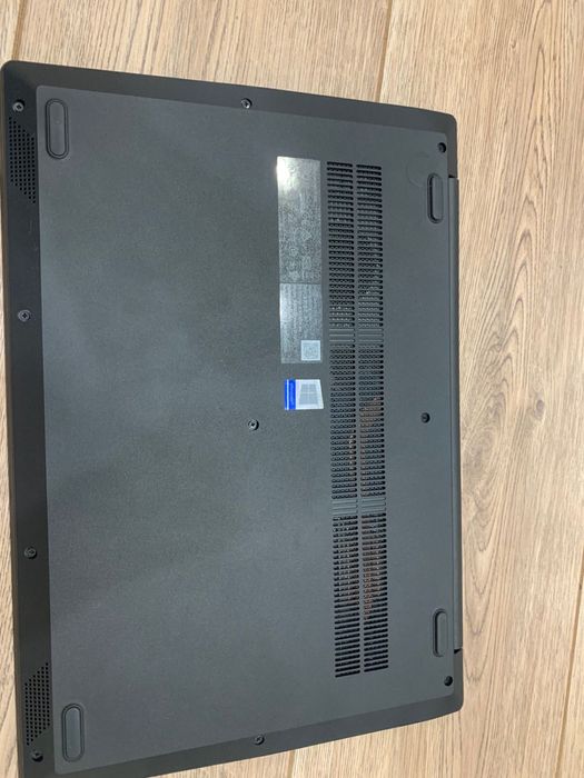 Продается ноутбук леново