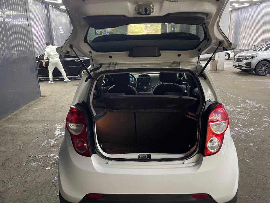 Chevrolet Spark 2011 — 5