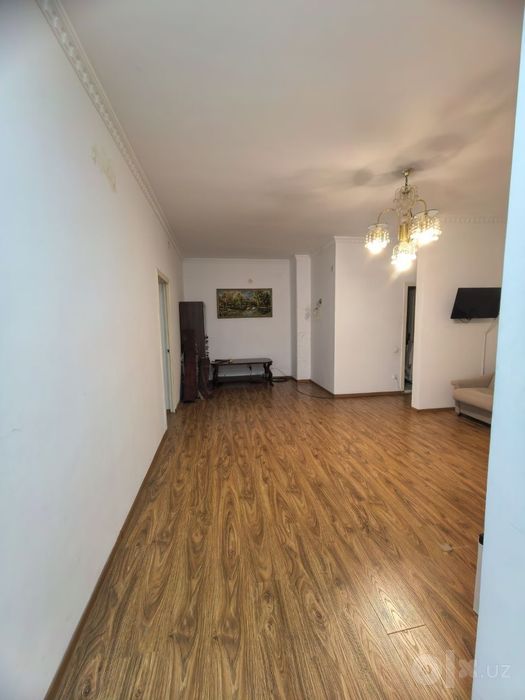 Сдаётся 2-комн метро Ойбек, 65 м²