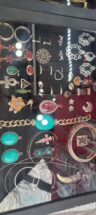 Серебрянные и мельхиоровые изделия
