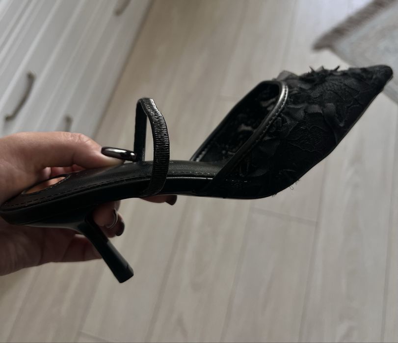 Шикарные новые туфли