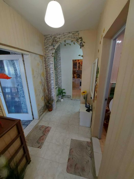 Продава се Тристаен апартамент в Търговище, Запад 2 - 90 кв.м за 992 €/кв.м - Снимка #6