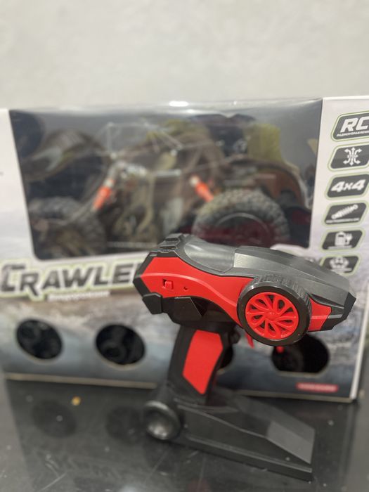 Продам Машинку с пультом