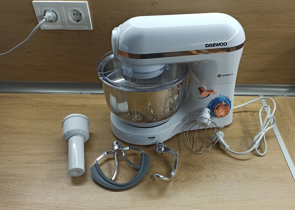 Планетарен миксер Daewoo DHM200MGW, 2000W