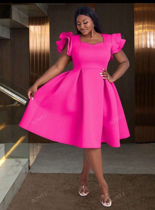 Елегантна дамска рокля