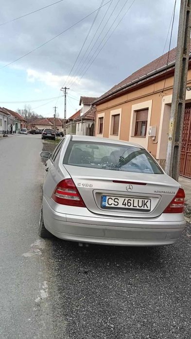 MERCEDES-BENZ C-Class 2002 — imagine 4