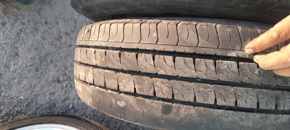 Продам шину 195/70R15C