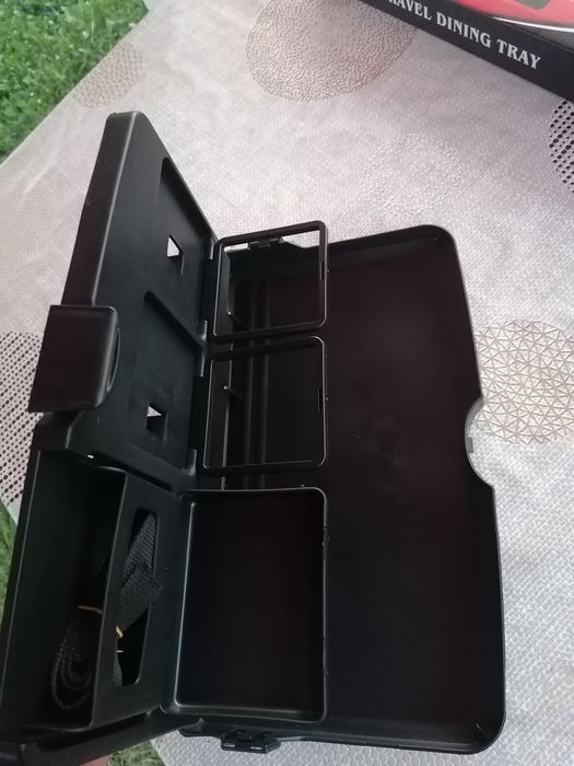 Taviță auto rabatabilă