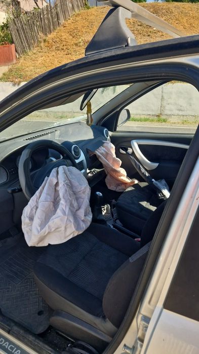 Dacia Logan 1.2/AC /Avariat