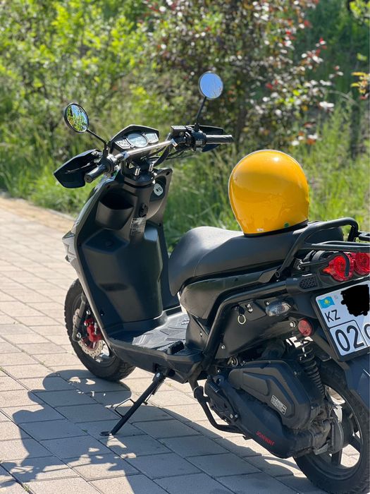 Продам мопед Jonway 150 кубов
