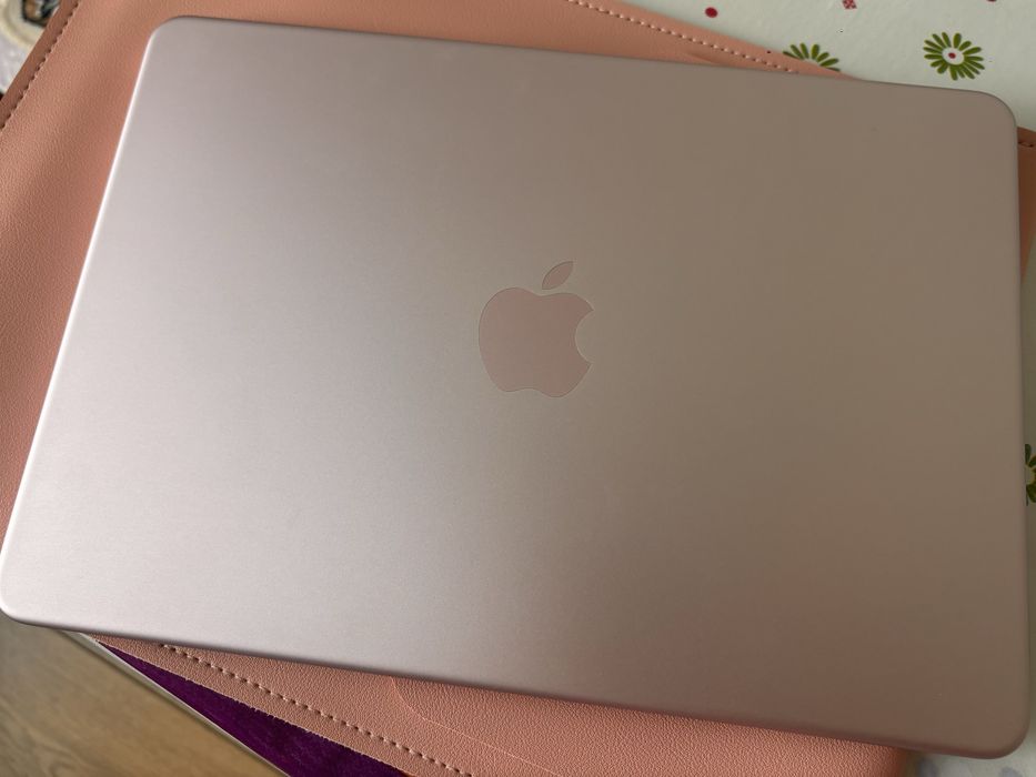 Apple MacBook Neo 13
