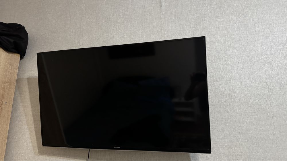 Протам телевизор Samsung